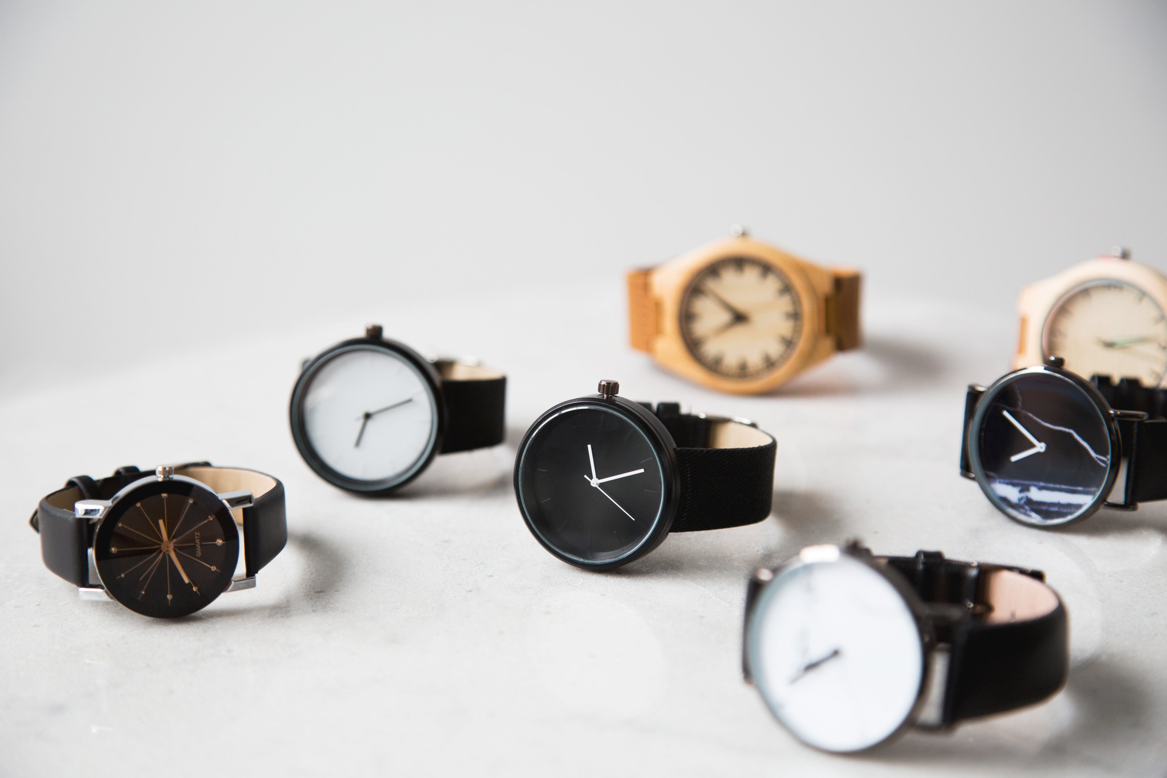 Alrehmat Store – Premium Watches with 20% Off and Free Delivery Across Pakistan"